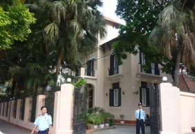 BẢO VỆ NGÀY TẾT