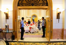 BẢO VỆ NHÀ HÀNG
