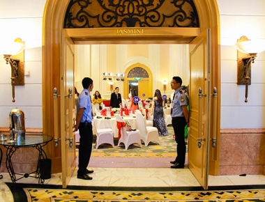 BẢO VỆ NHÀ HÀNG